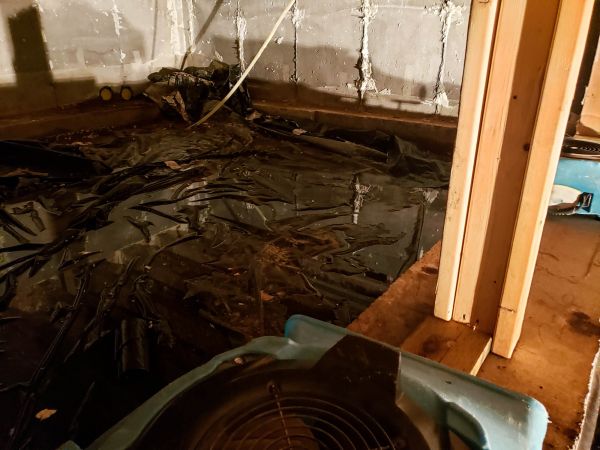 Crawlspace Water Cleanup in Lehi